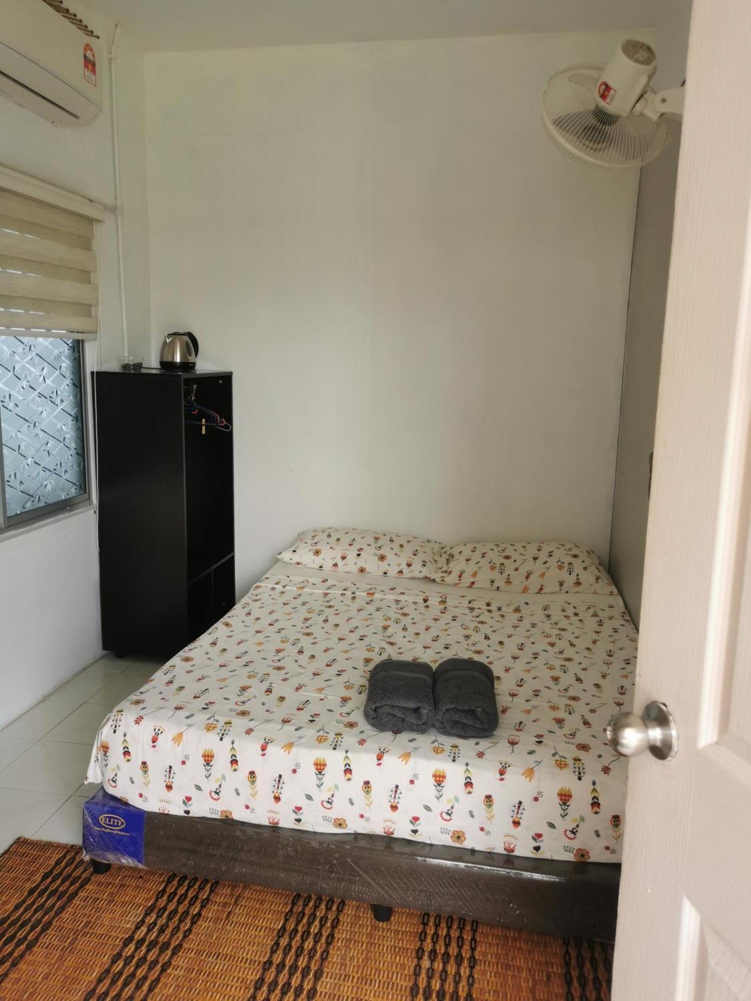 Merdeka Guest House 2 Kuching Eksteriør billede